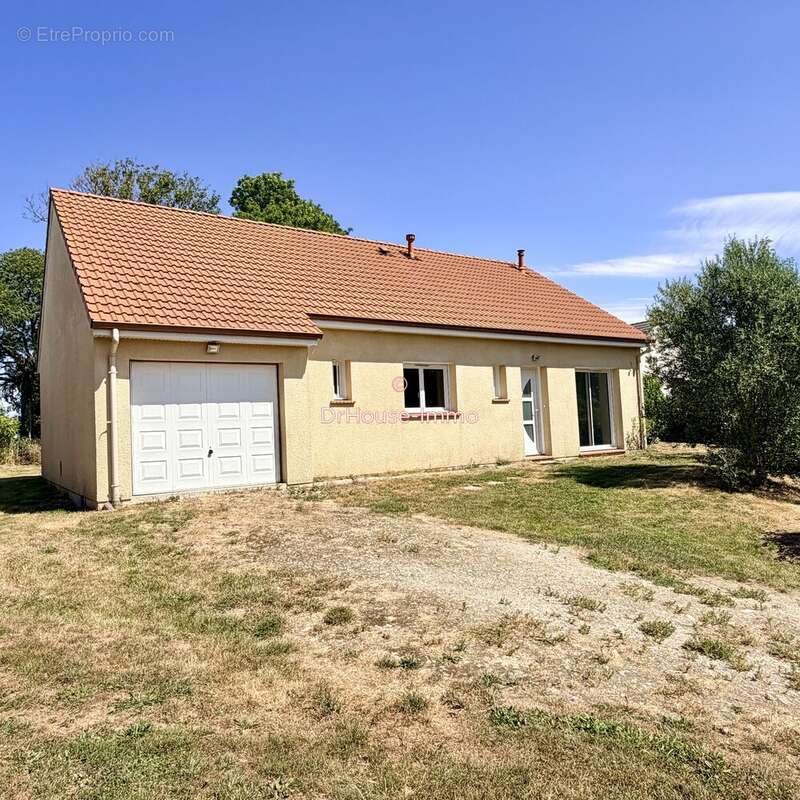 Maison à ENVERMEU