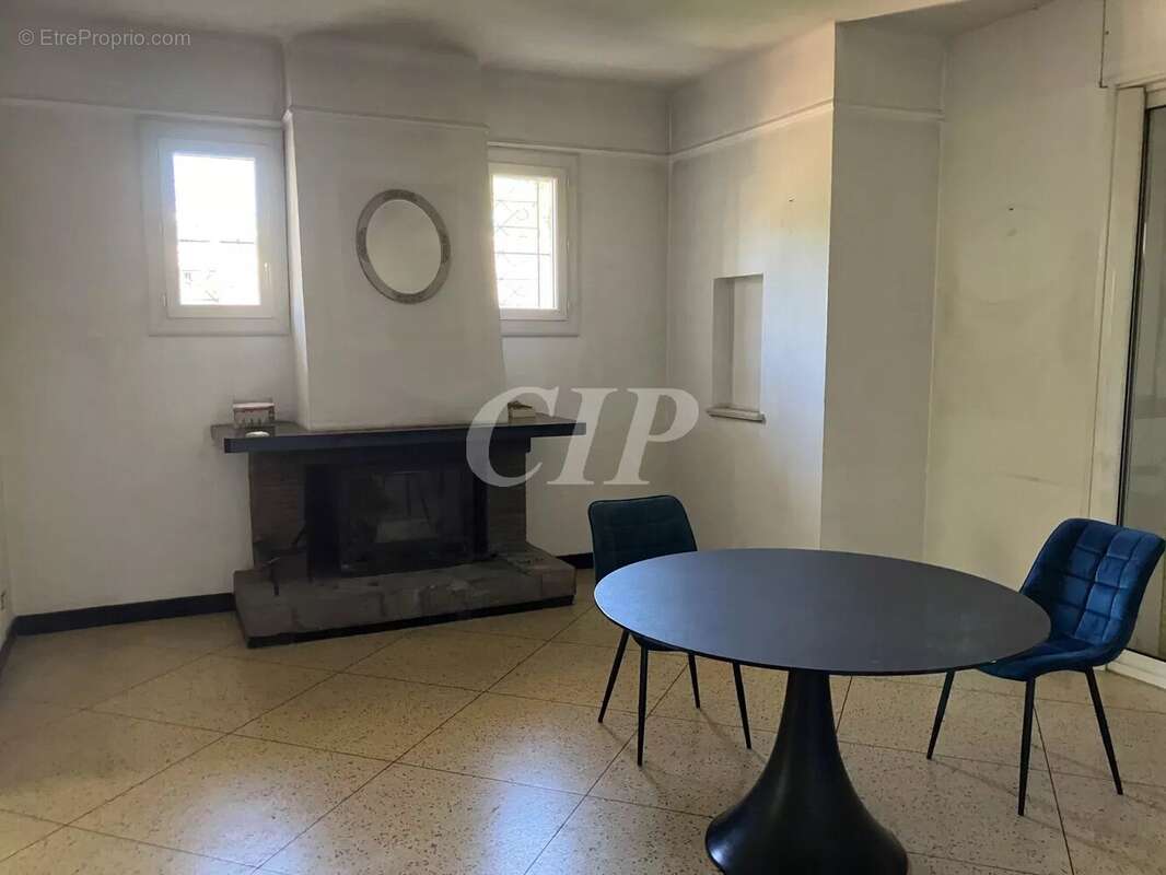 Maison à SAINT-RAPHAEL