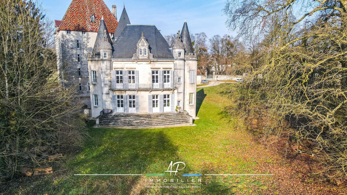 Appartement à BEIRE-LE-CHATEL