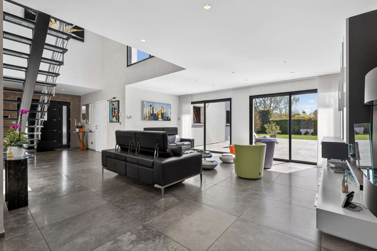 Maison à SAINT-BALDOPH