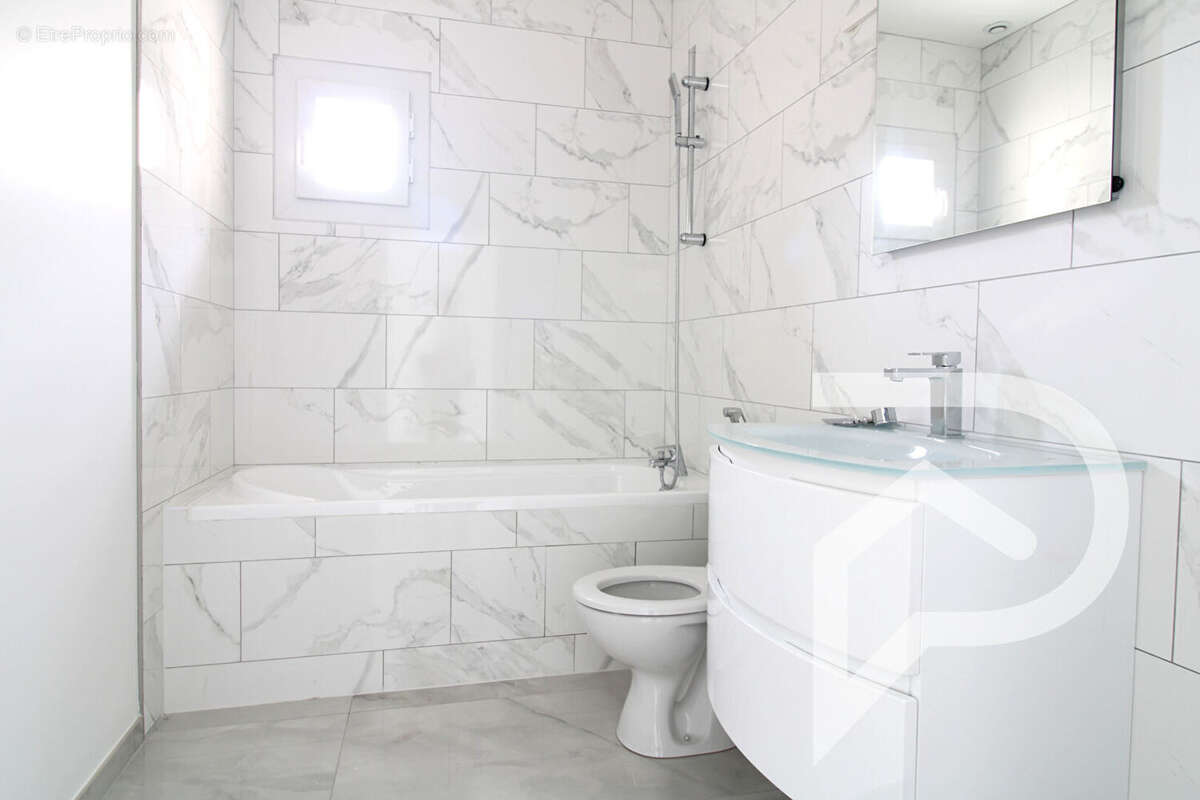 Maison à LAIGNEVILLE