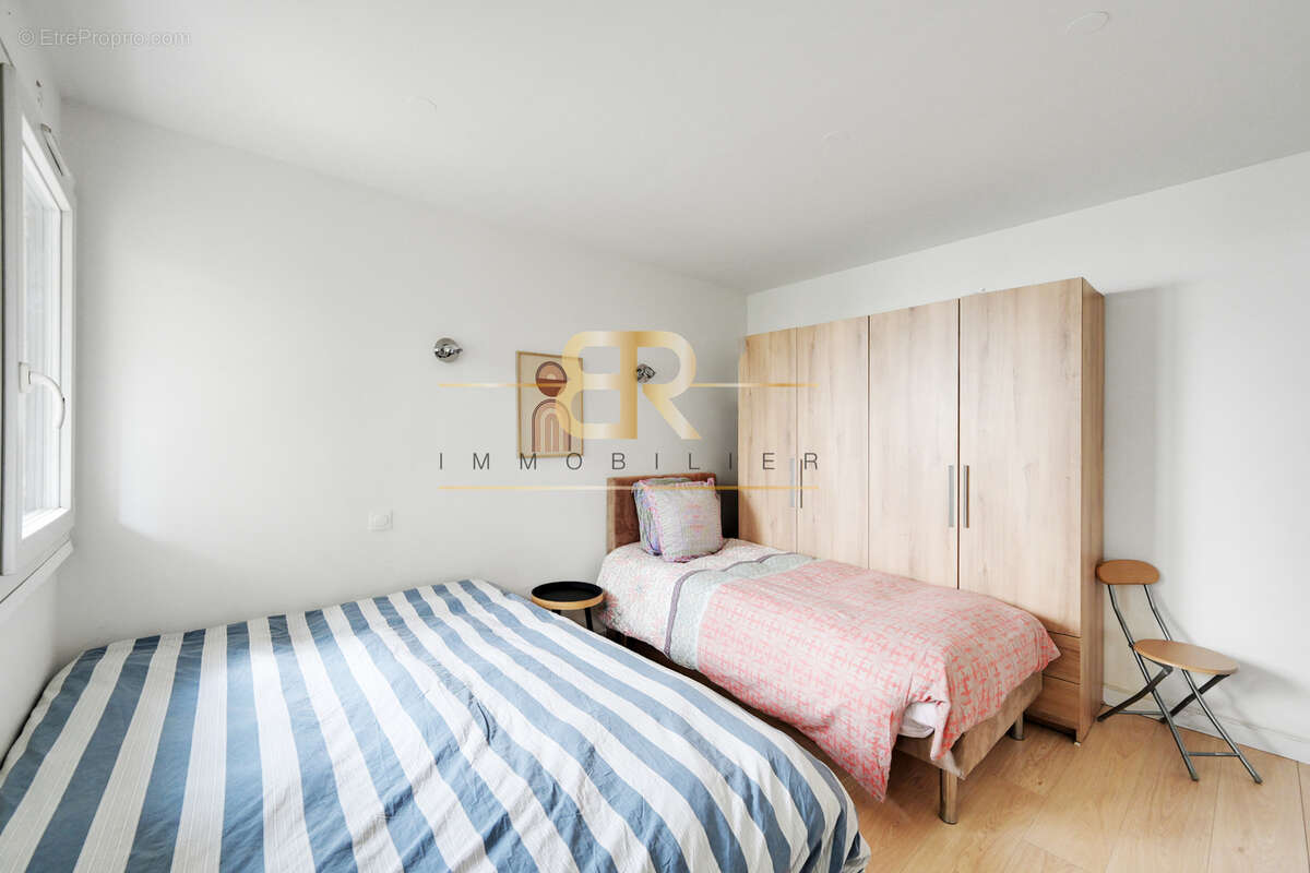 Appartement à PARIS-20E