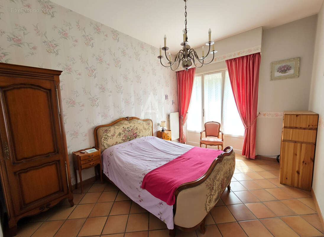 Maison à DOURDAN