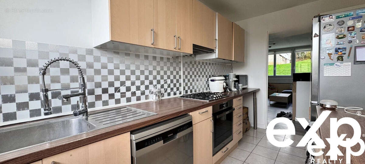 Appartement à BEYNES