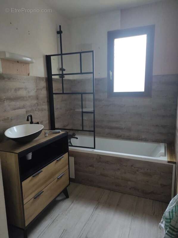 Maison 76 m² à Le Mans  - photo 2