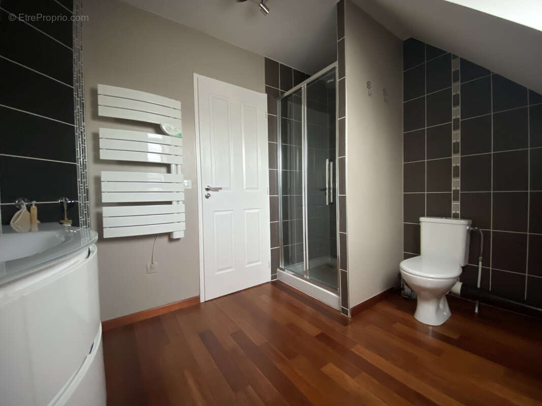 Maison à COURRIERES