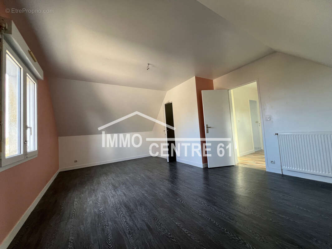 Maison à LA FERTE-MACE