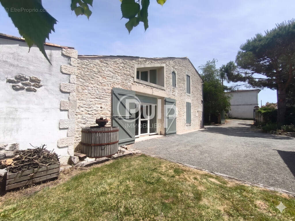 Maison à LE GUA