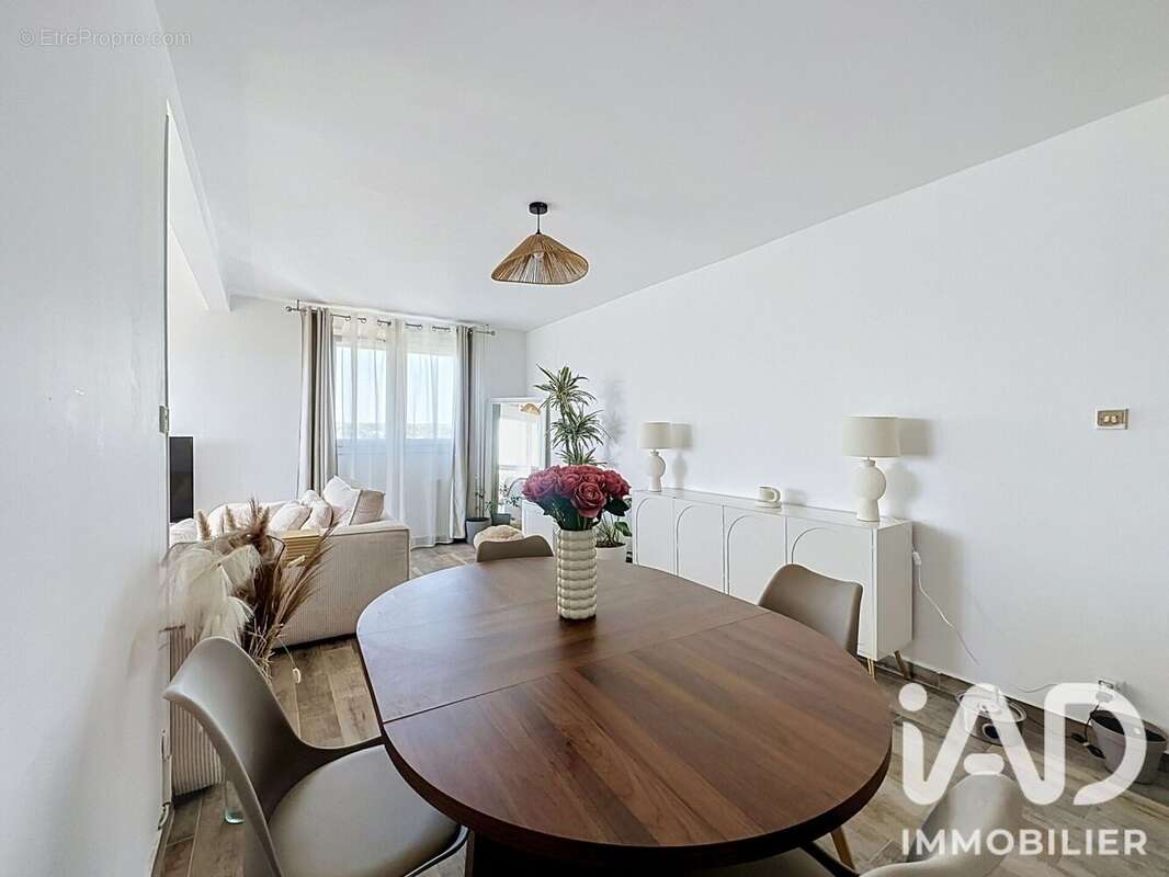 Appartement 78 m² à Nimes  - photo 4