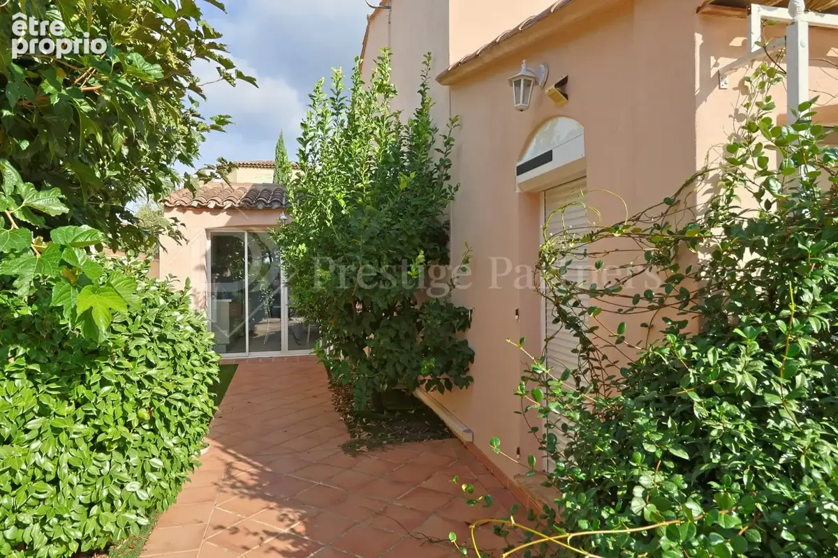 Charmante villa avec piscine chauffée et dépendance - photo 22