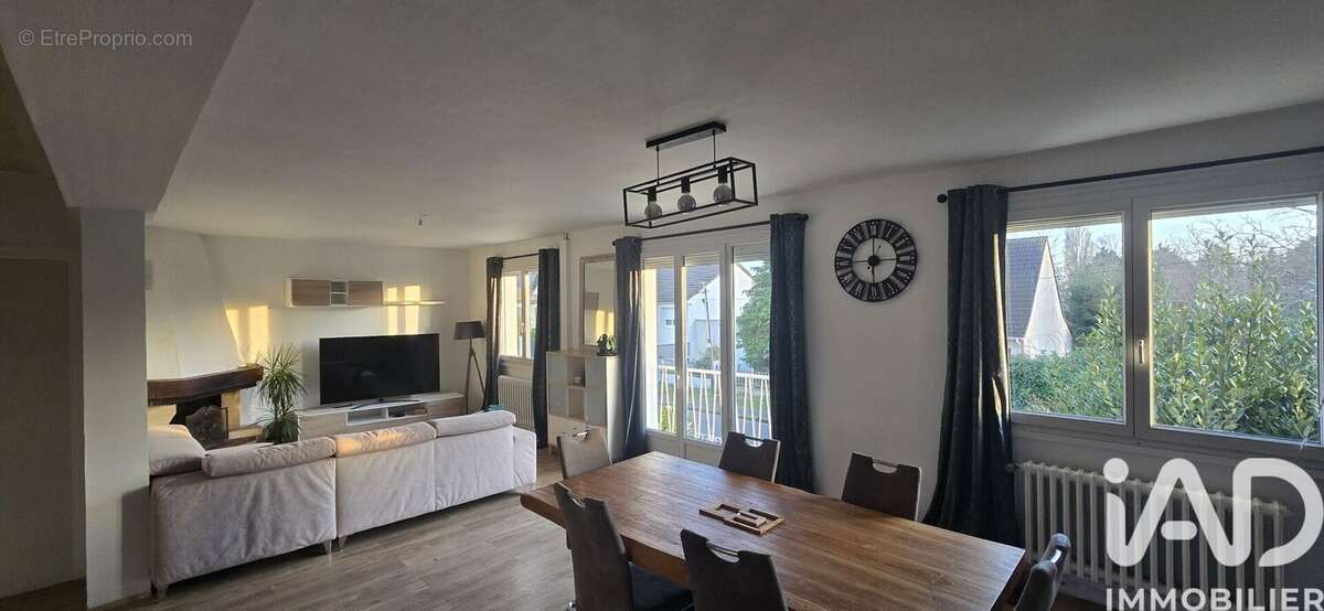 Photo 6 - Maison à SAINTE-GENEVIEVE-DES-BOIS