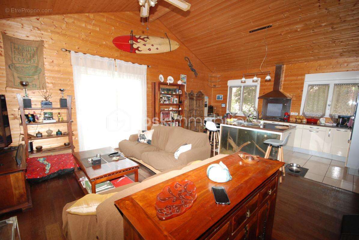 Maison à PORT-DE-LANNE