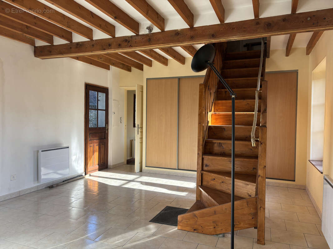 Maison à LE MELE-SUR-SARTHE