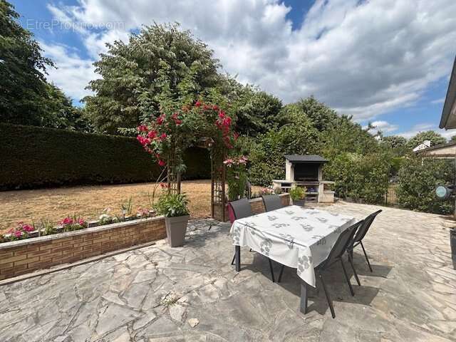 Maison 92 m² à Ozoir-La-Ferriere  - photo 14