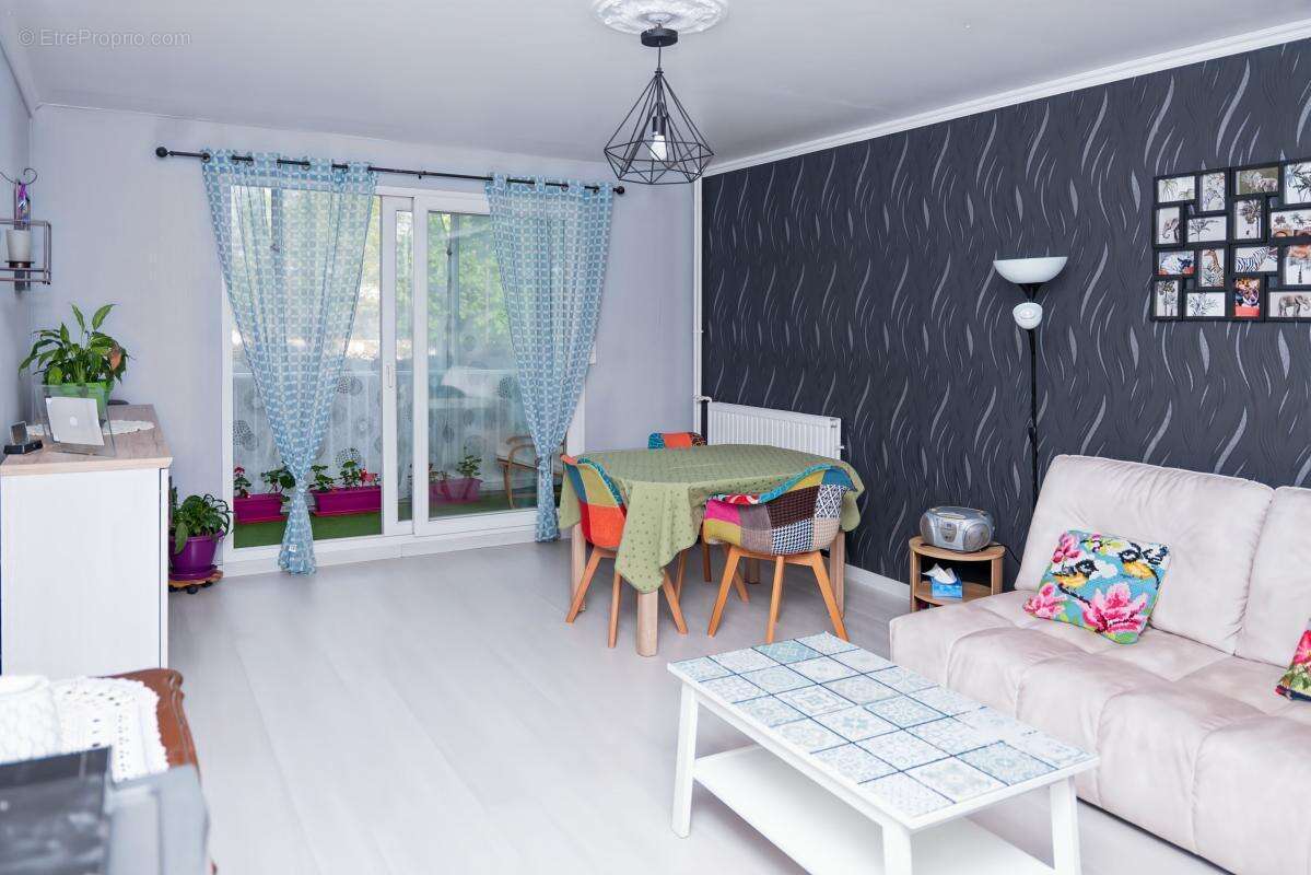 Appartement à CHARLEVILLE-MEZIERES