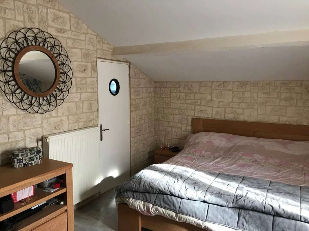 Maison à SAINTE-RADEGONDE