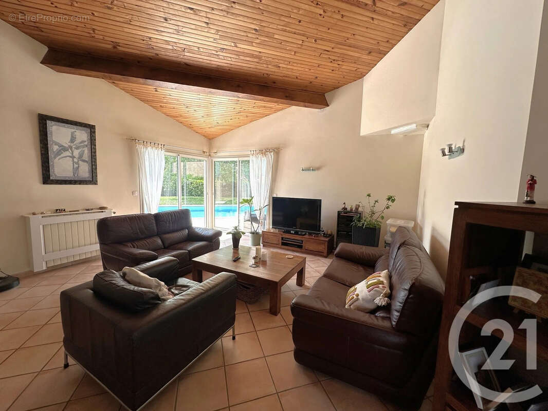 Maison à BRAX