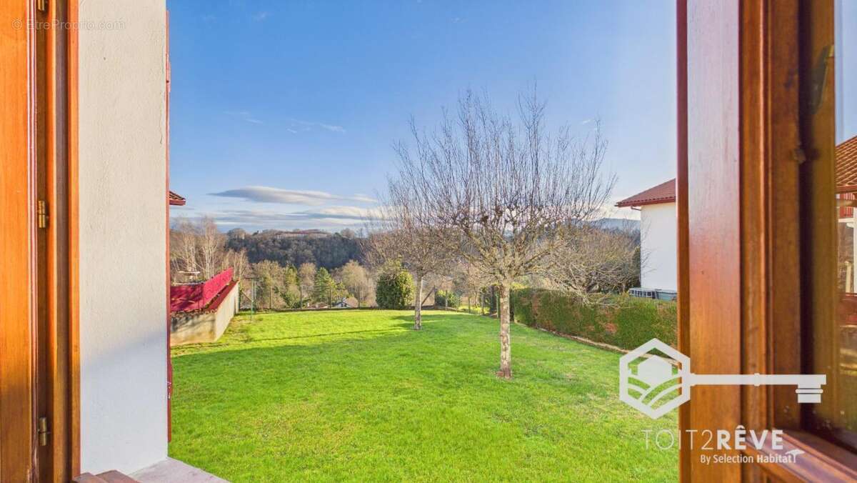 Maison à SAINT-JEAN-PIED-DE-PORT