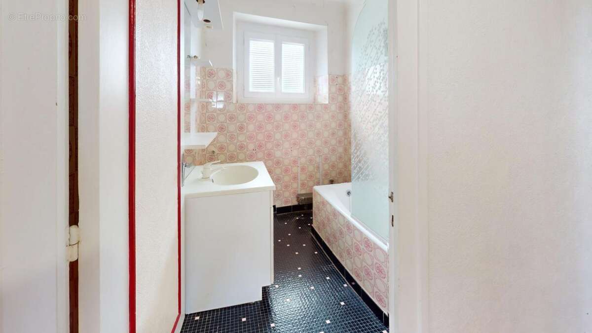 Maison à SAUVETERRE-DE-BEARN