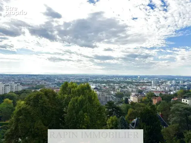 Appartement à LYON-5E