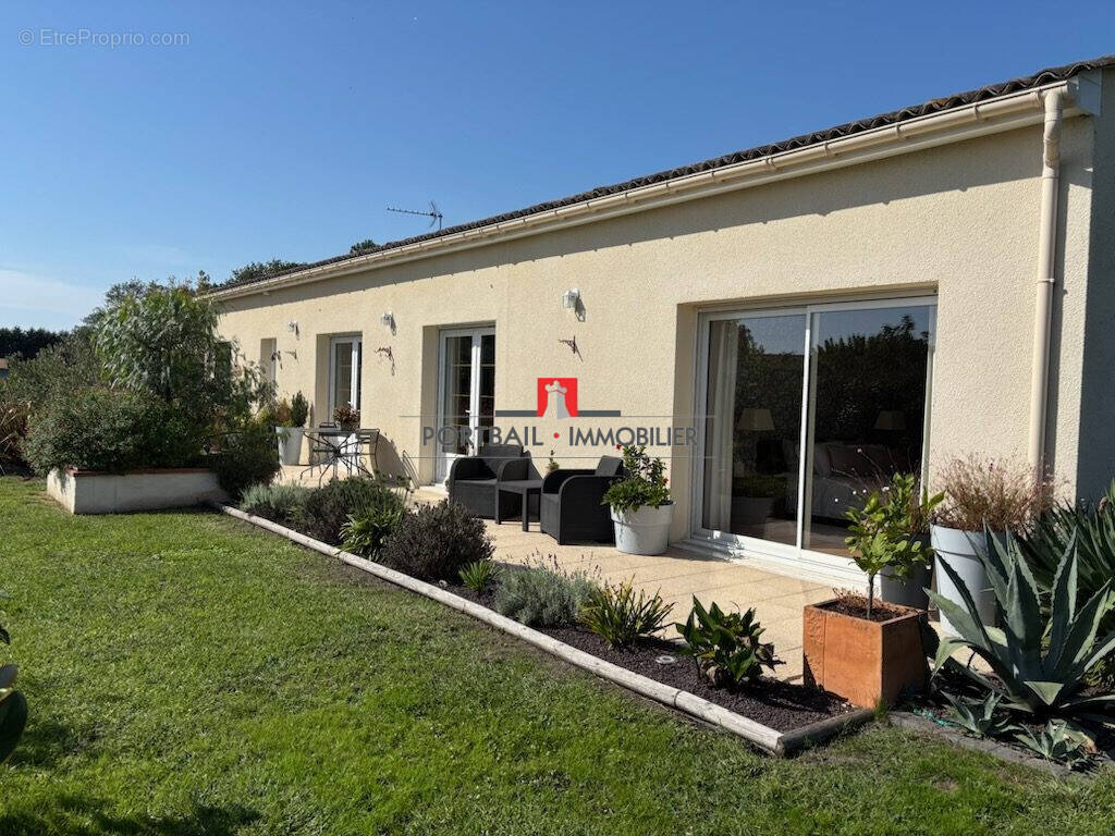 Maison à SAINT-ANDRE-DE-CUBZAC