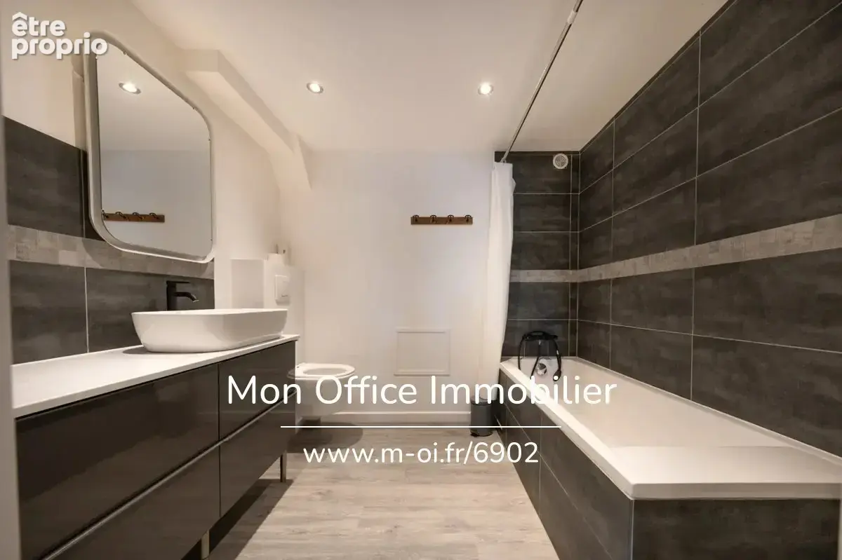 Référence : 6902-JDO - Villa provençale de charme avec piscine, studio indépendant et aperçu mer ! - photo 12