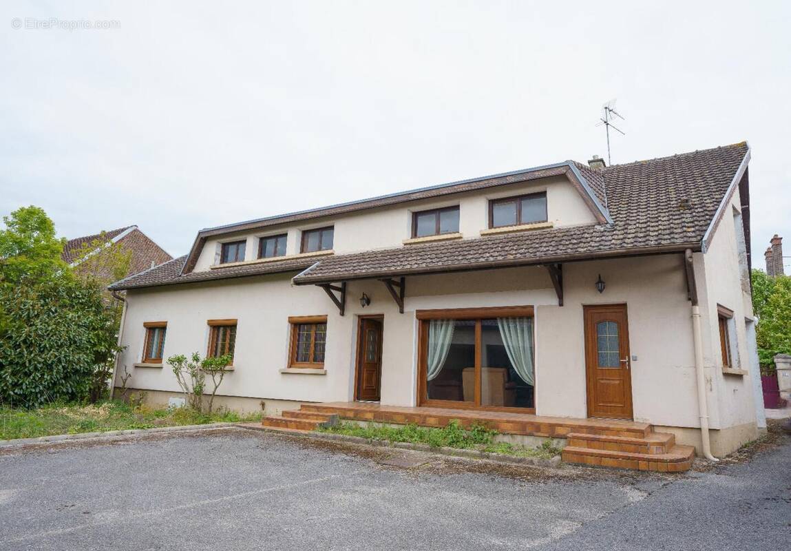 Photo 1 - Maison à TROYES