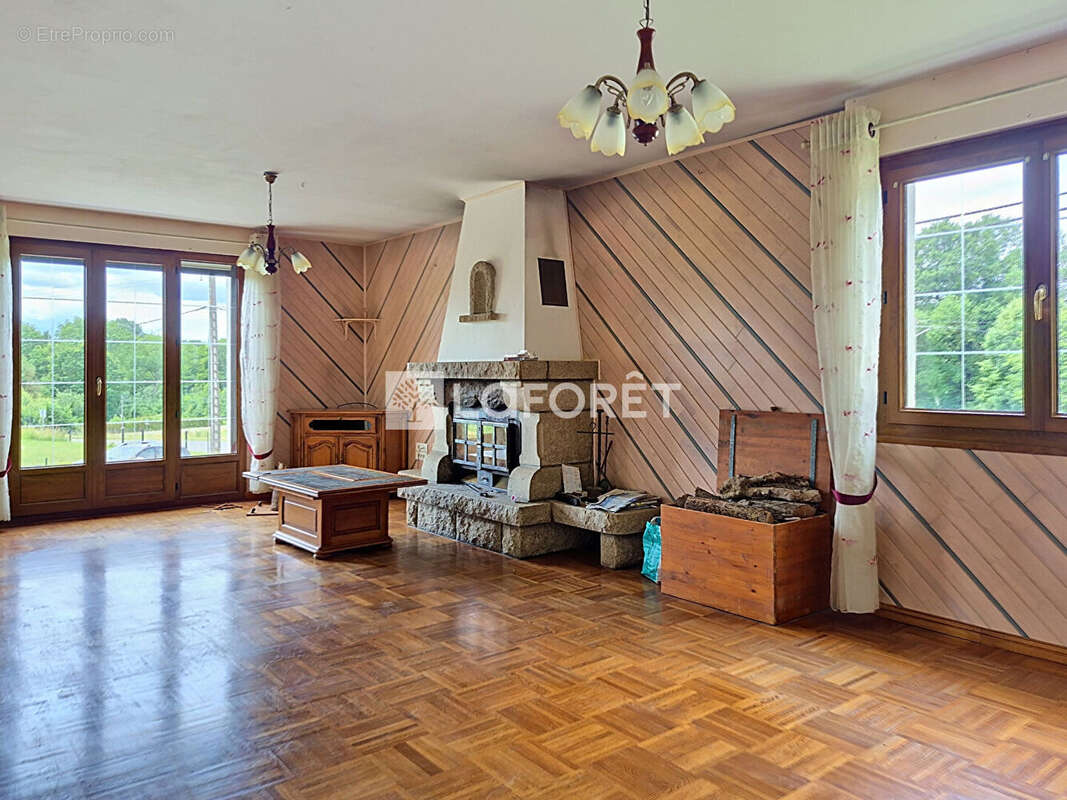 Maison à LANOUEE