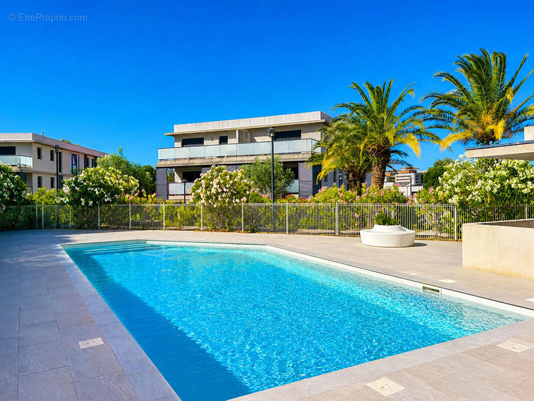 Appartement à LE CRES