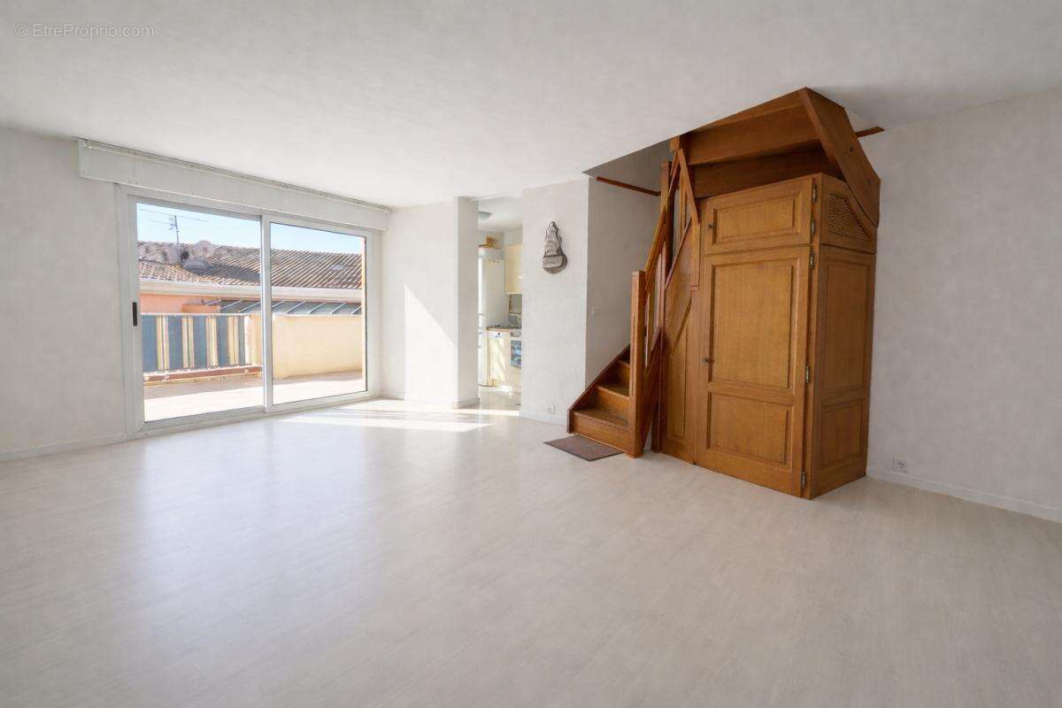 Appartement à FREJUS