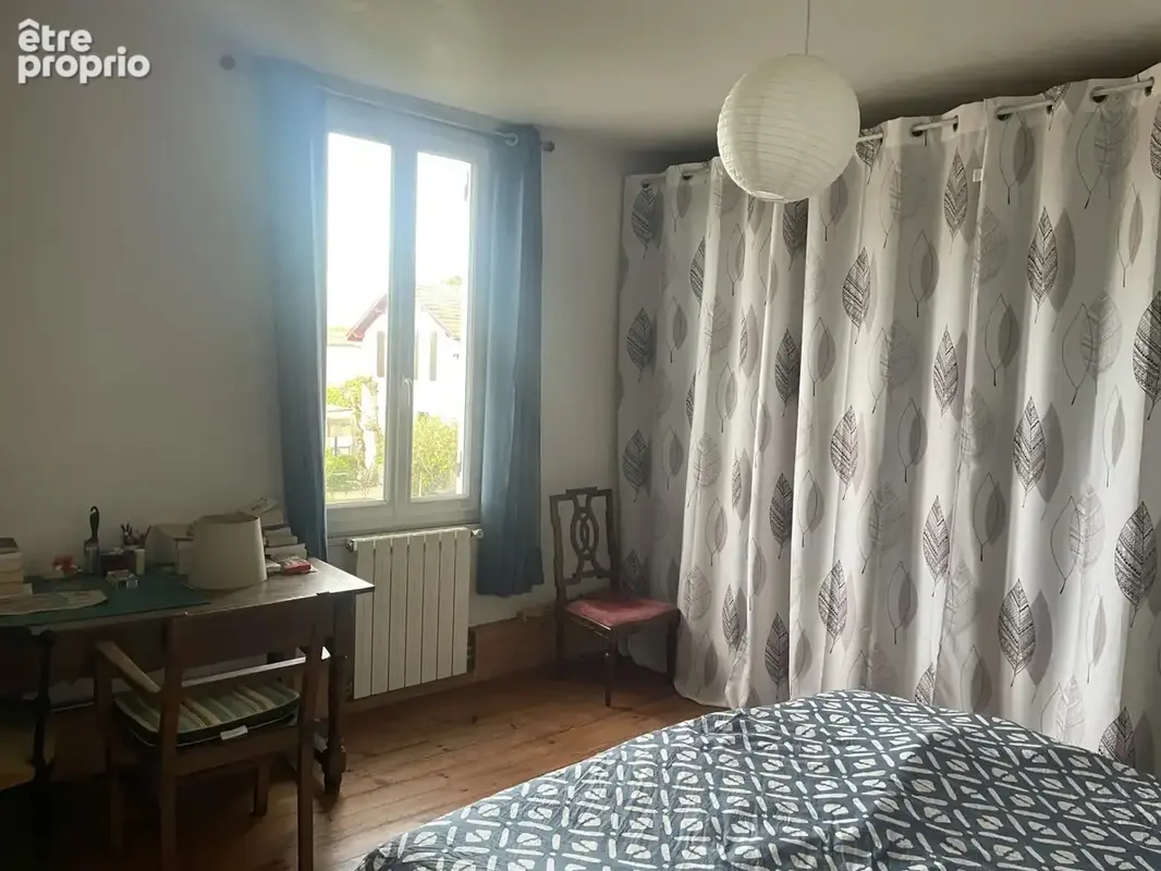 GRANDE MAISON DE VILLE avec garage et piscine. - photo 8