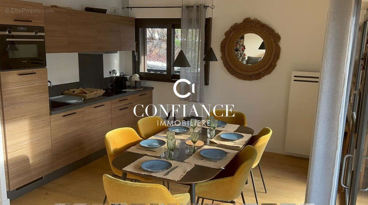 Appartement 95 m² à Saint-Etienne-De-Tinee  - photo 2