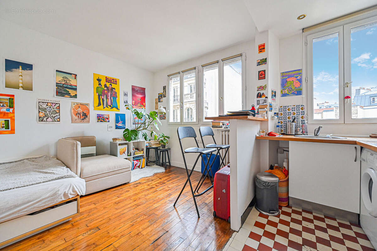 Appartement à PARIS-18E