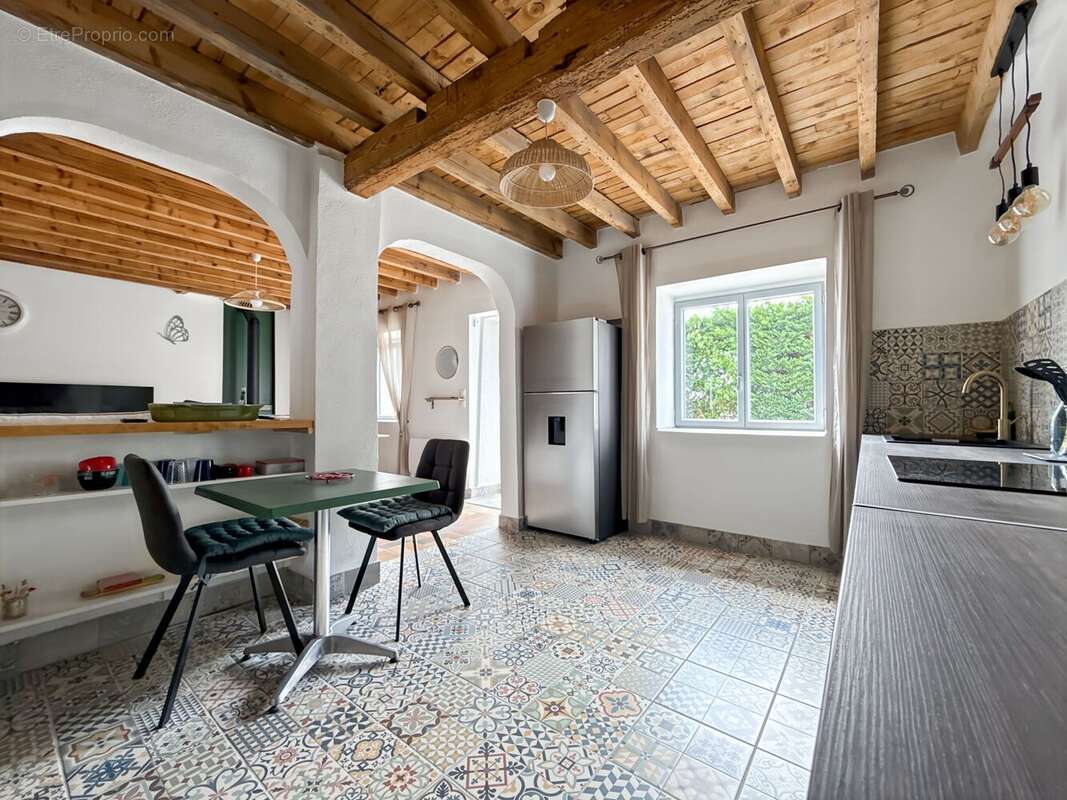 Maison 100 m² à Marcilly-Le-Chatel  - photo 7