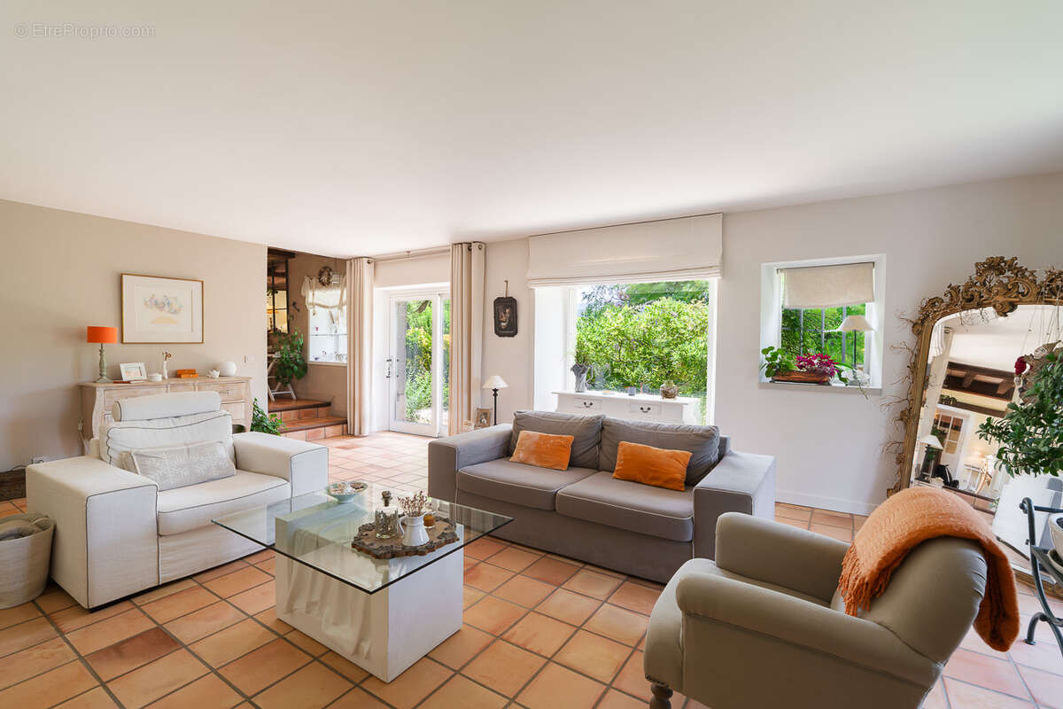 Maison à MARIGNY-SAINT-MARCEL