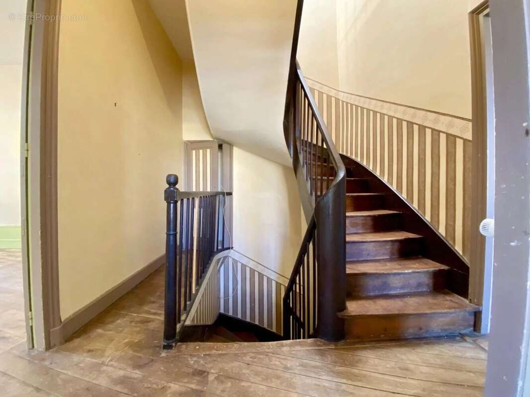 Appartement à BELVES