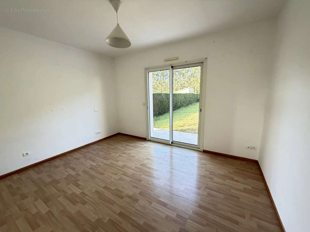 Maison à AIGREFEUILLE-SUR-MAINE