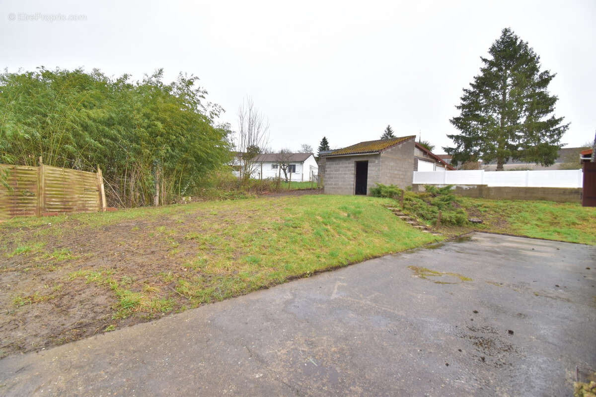 Maison à MONTBEUGNY