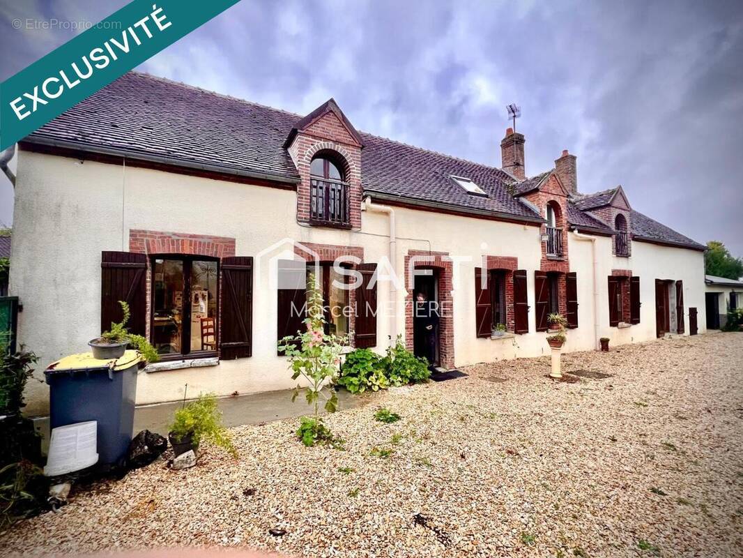 Photo 1 - Maison à SAINT-MAURICE-AUX-RICHES-HOMMES