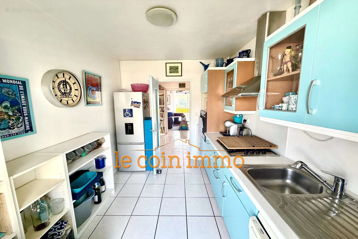 Appartement 57 m² à Antibes  - photo 4