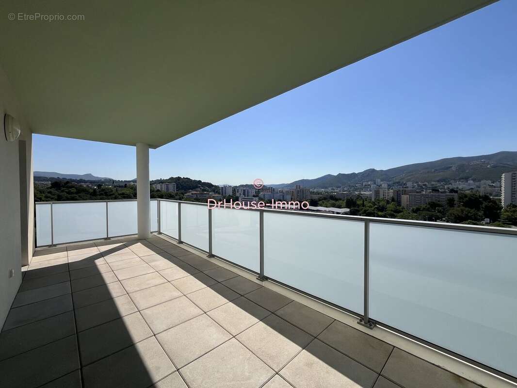 Appartement à MARSEILLE-12E