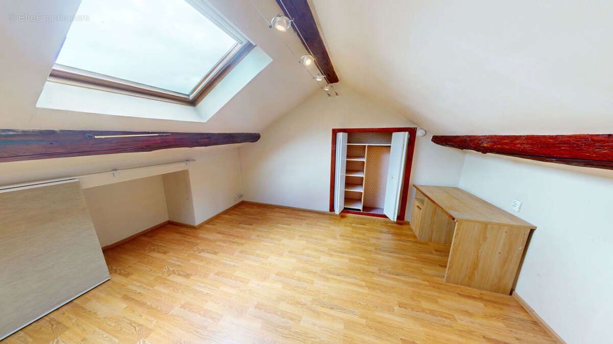 Appartement à DOMENE