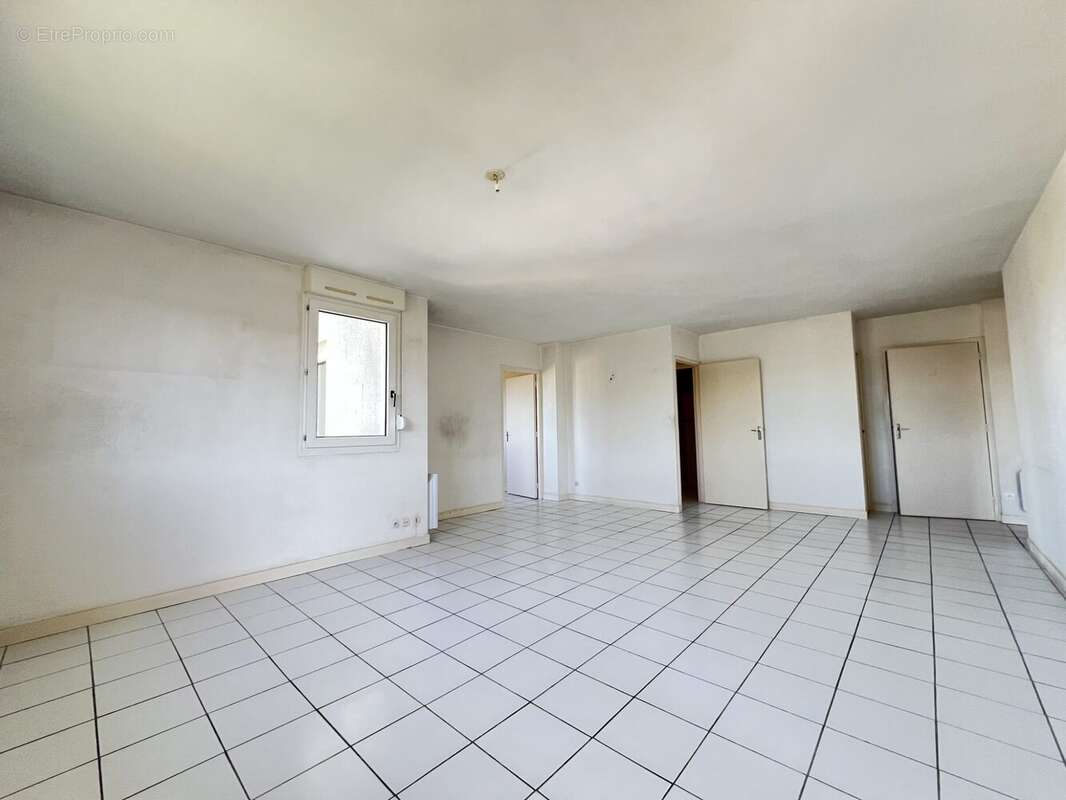 Appartement à LA TALAUDIERE