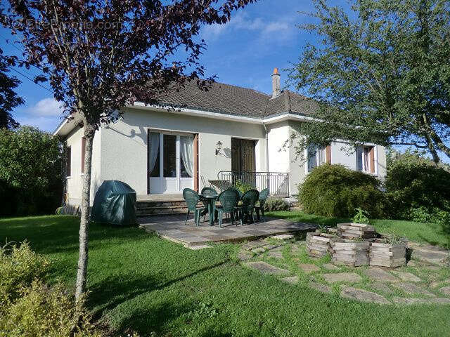 Maison à COUZEIX