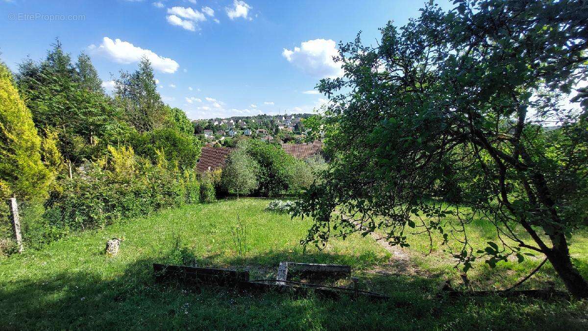 Maison à PONT-SUR-YONNE