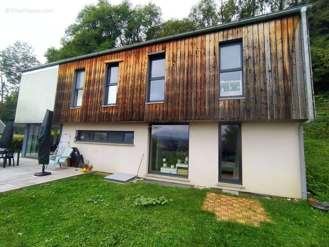Maison à RUMILLY