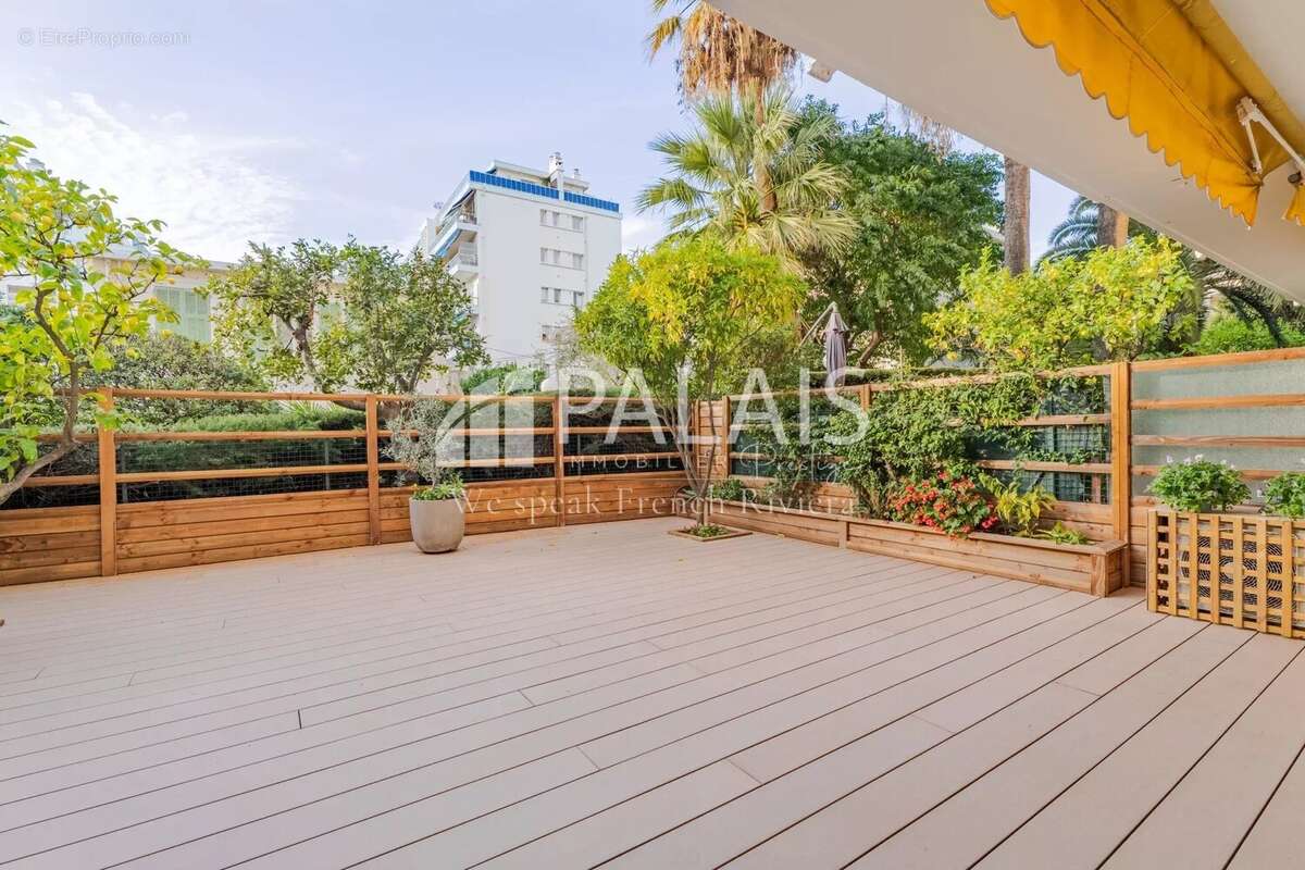 Appartement à NICE