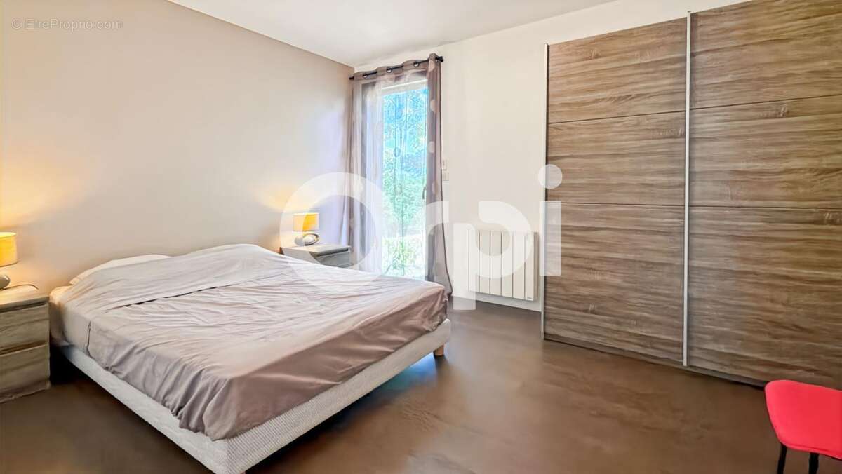 Villa en bois avec piscine - photo 12