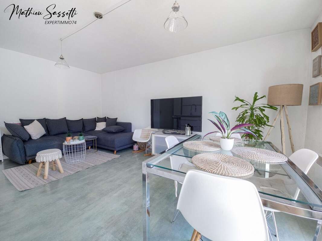 Appartement à VETRAZ-MONTHOUX