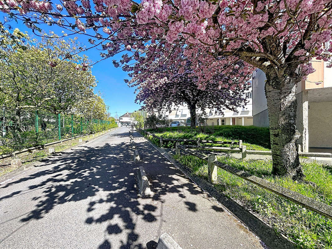 Appartement à VALENTON